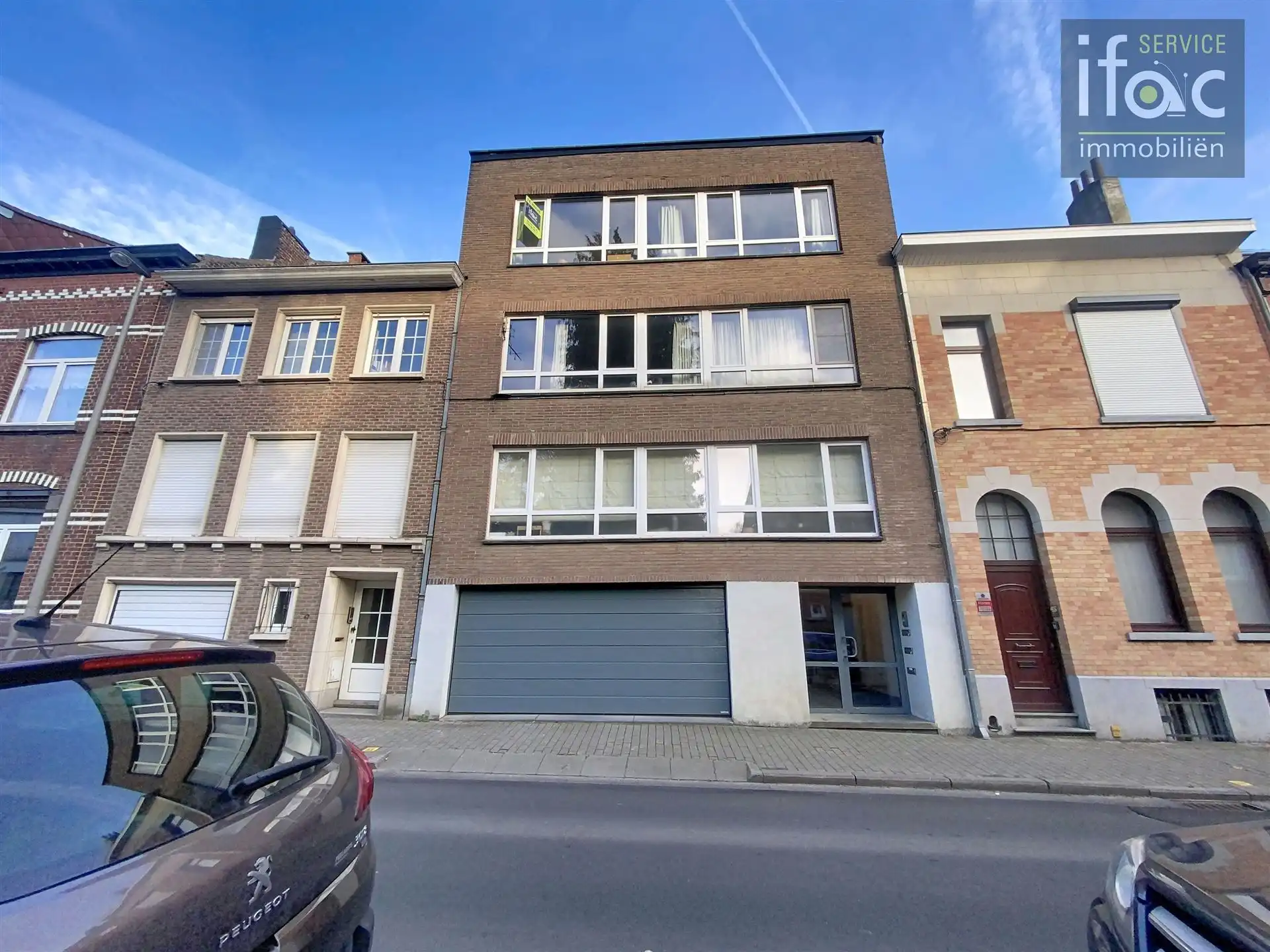 Lichtrijk appartement met 2 slaapkamers en privétuin  foto {{pictureIndex}}