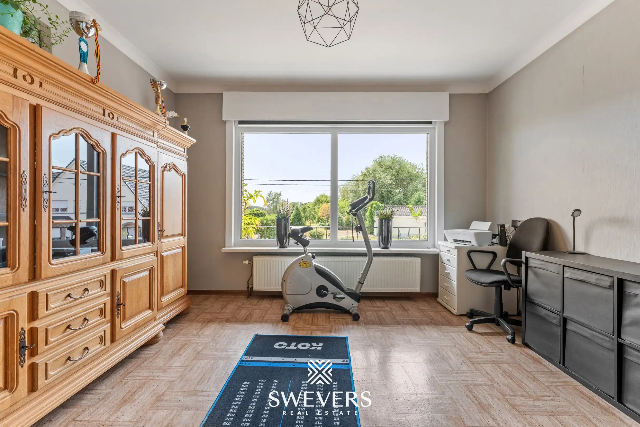 Ruime open bebouwing met 415 m² bewoonbare oppervlakte op 15a 50ca  foto 17