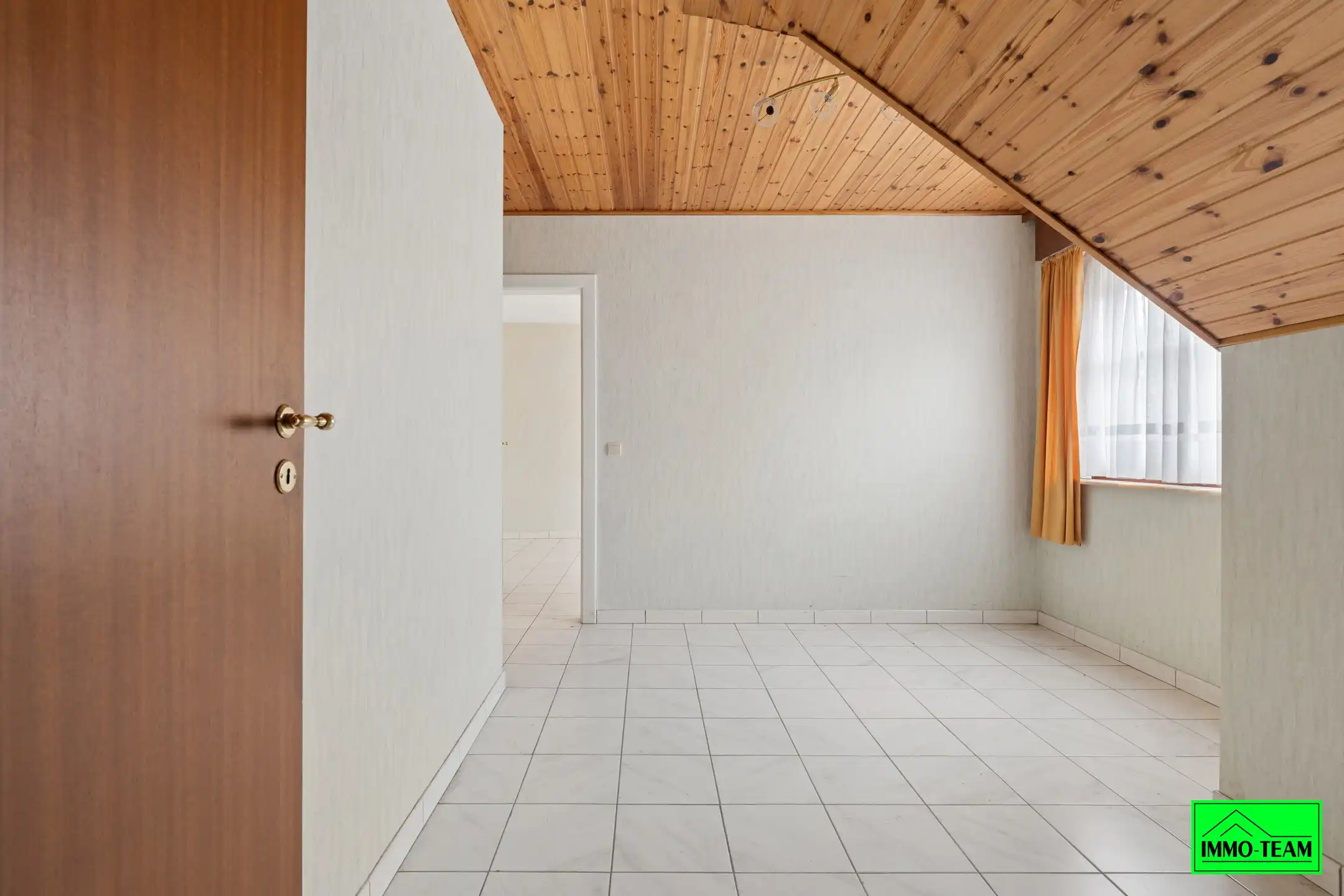 Gezellige 3-gevelwoning nabij dorpskern Iddergem foto 17