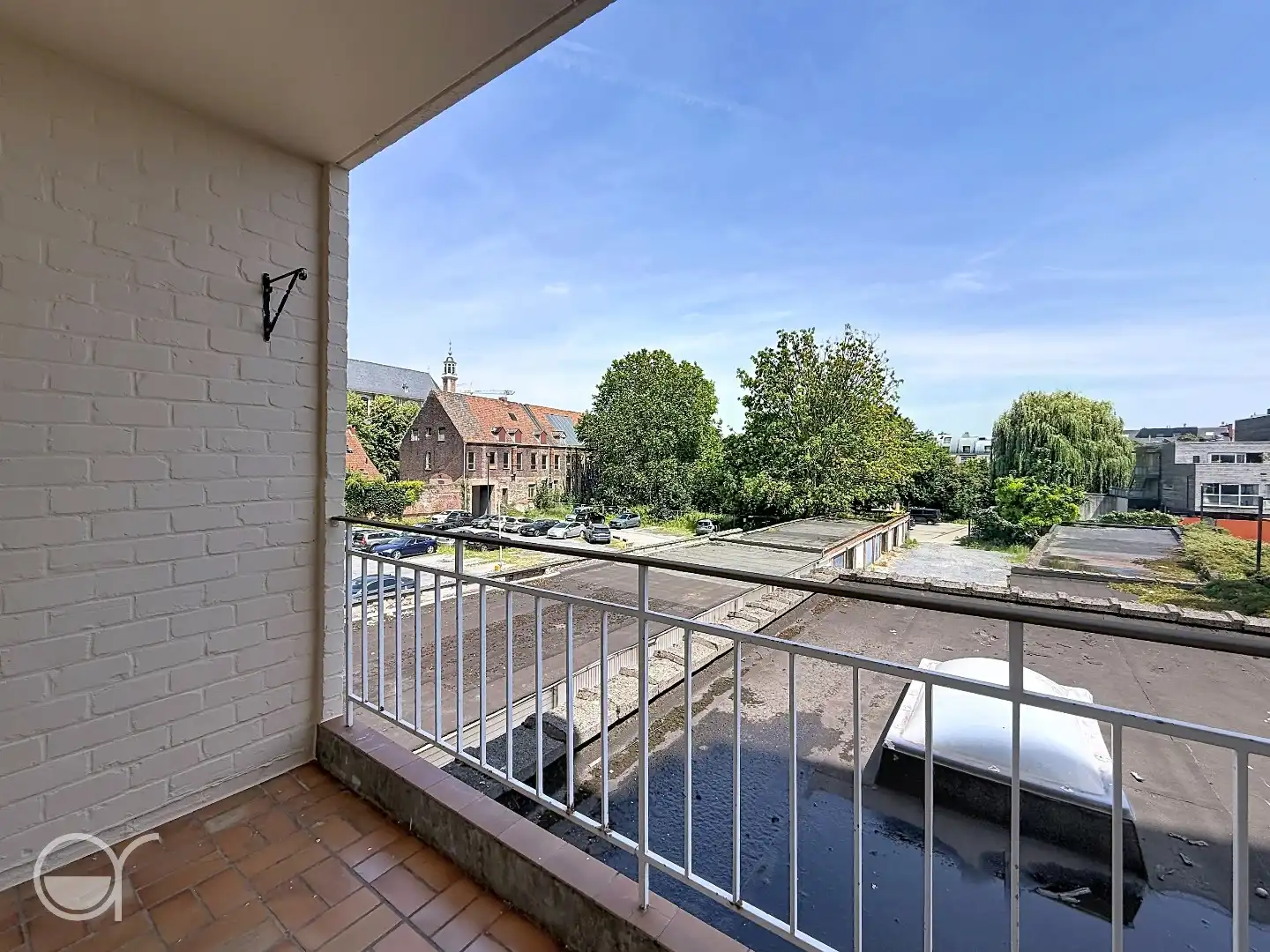 Mooi 2 slaapkamer appartement nabij Gent zuidpark met ideale uitvalswegen en garagebox foto 8