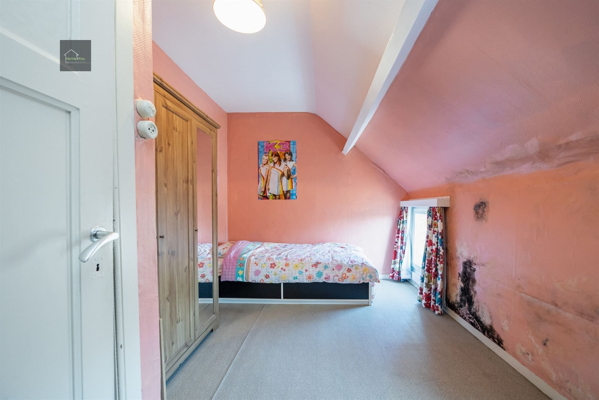 Te renoveren rijwoning met tuintje foto 9