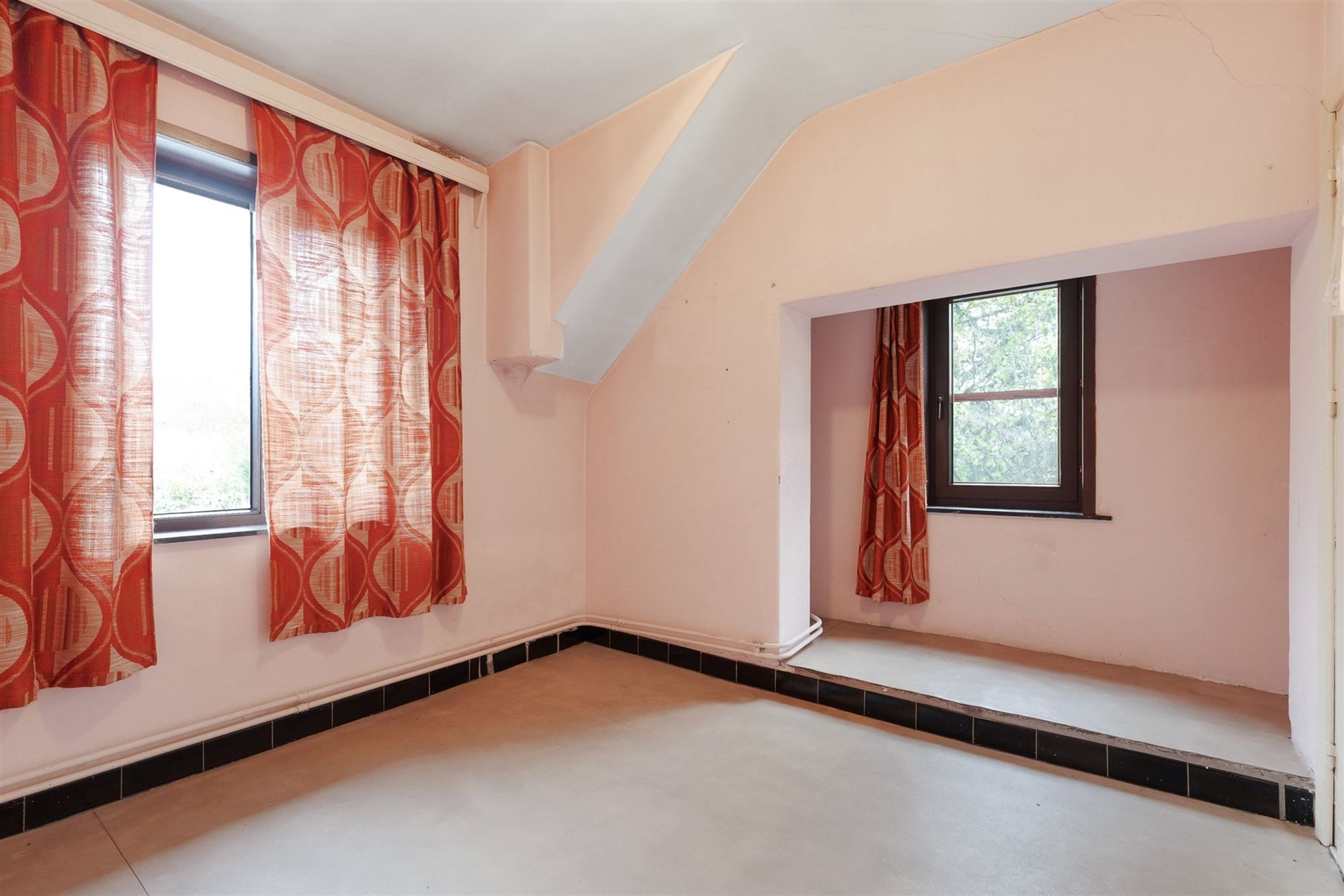 WONING MET VELE MOGELIJKHEDEN OP PERCEEL VAN 5A69CA TE BERINGEN foto 17