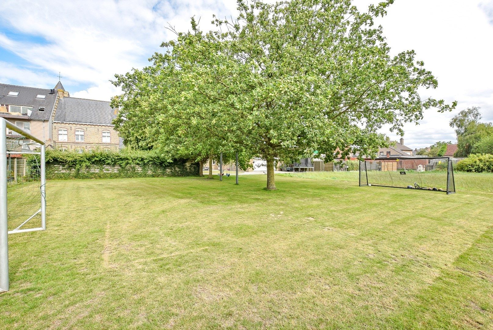 Unieke charmewoning met weide (9.400 m²) in het landelijke Woumen (Diksmuide) foto 4
