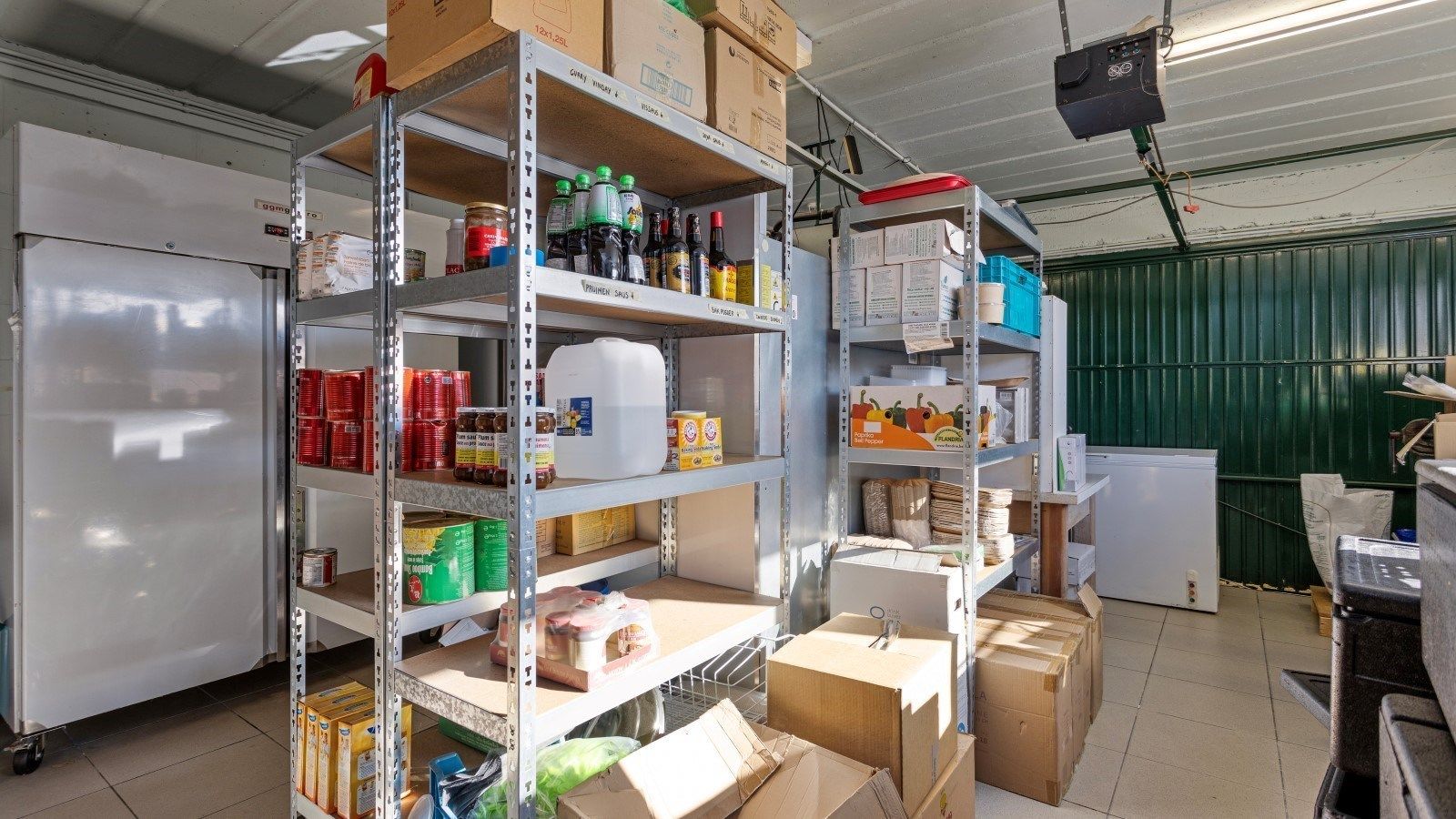 Ruime woning met 4 kmrs, 2 badk en grote opslagruimte te BEGIJNENDIJK foto 19