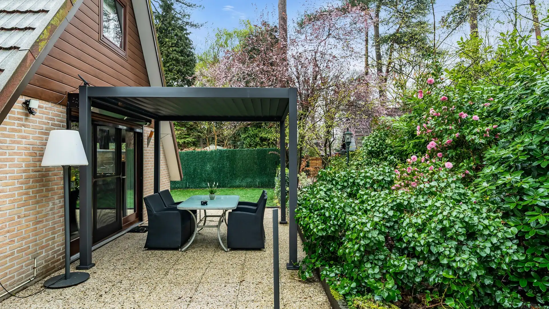 CHARMANTE VAKANTIEWONING AAN DE SONNEVIJVER IN LANAKEN - RUST, NATUUR & COMFORT foto 19