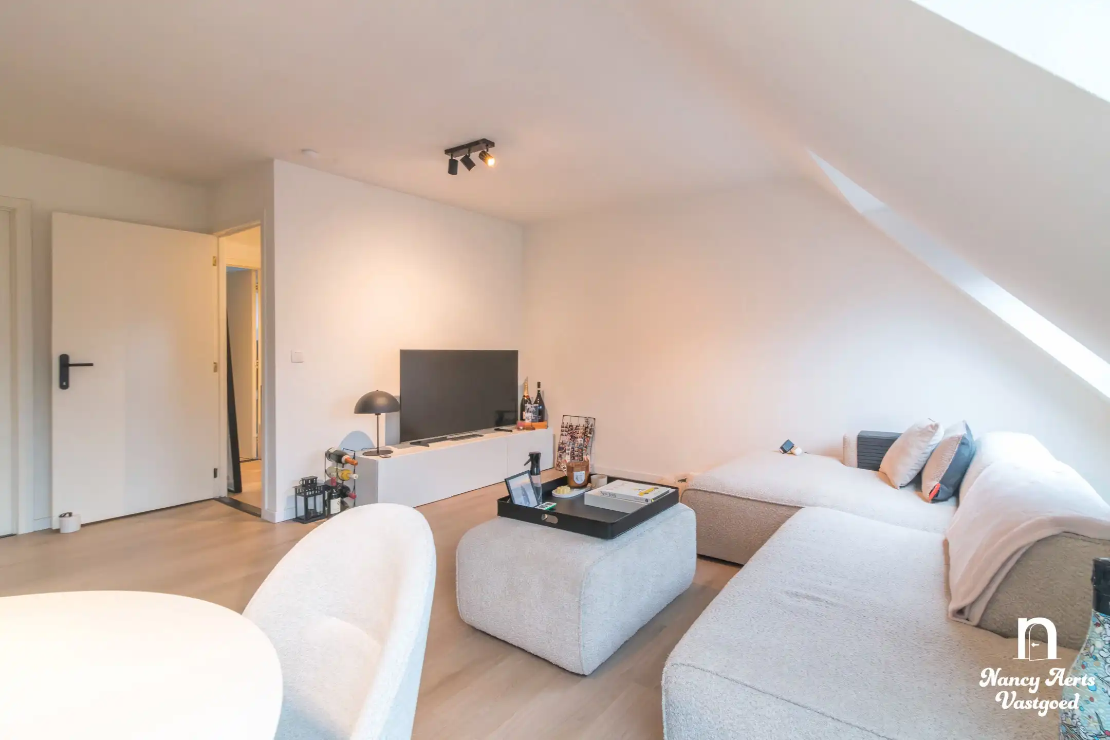 Duplexappartement te huur nabij het centrum van Beringen foto 3