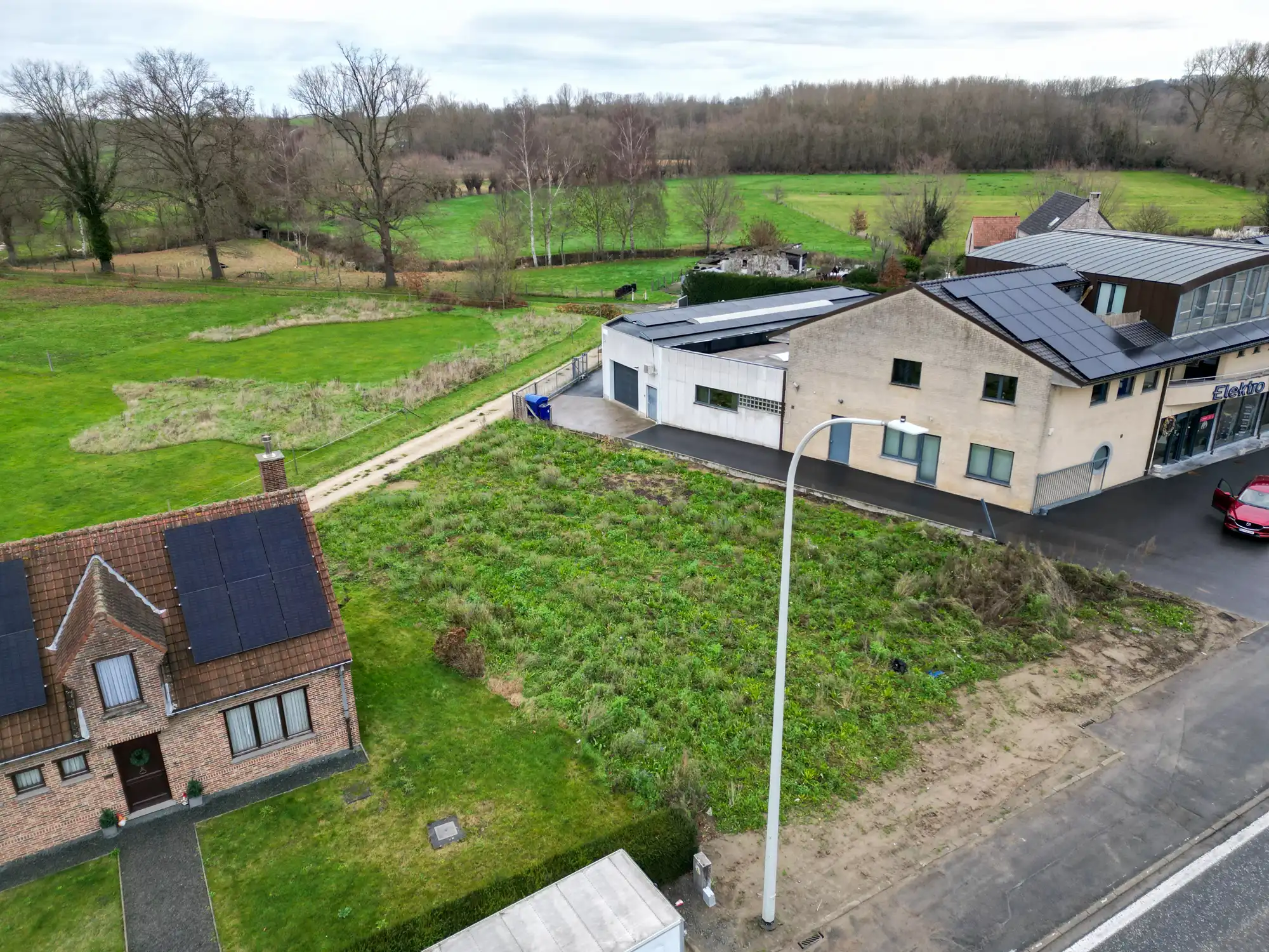 Bouwgrond voor OB met nevenfunctie op strategische ligging foto 7