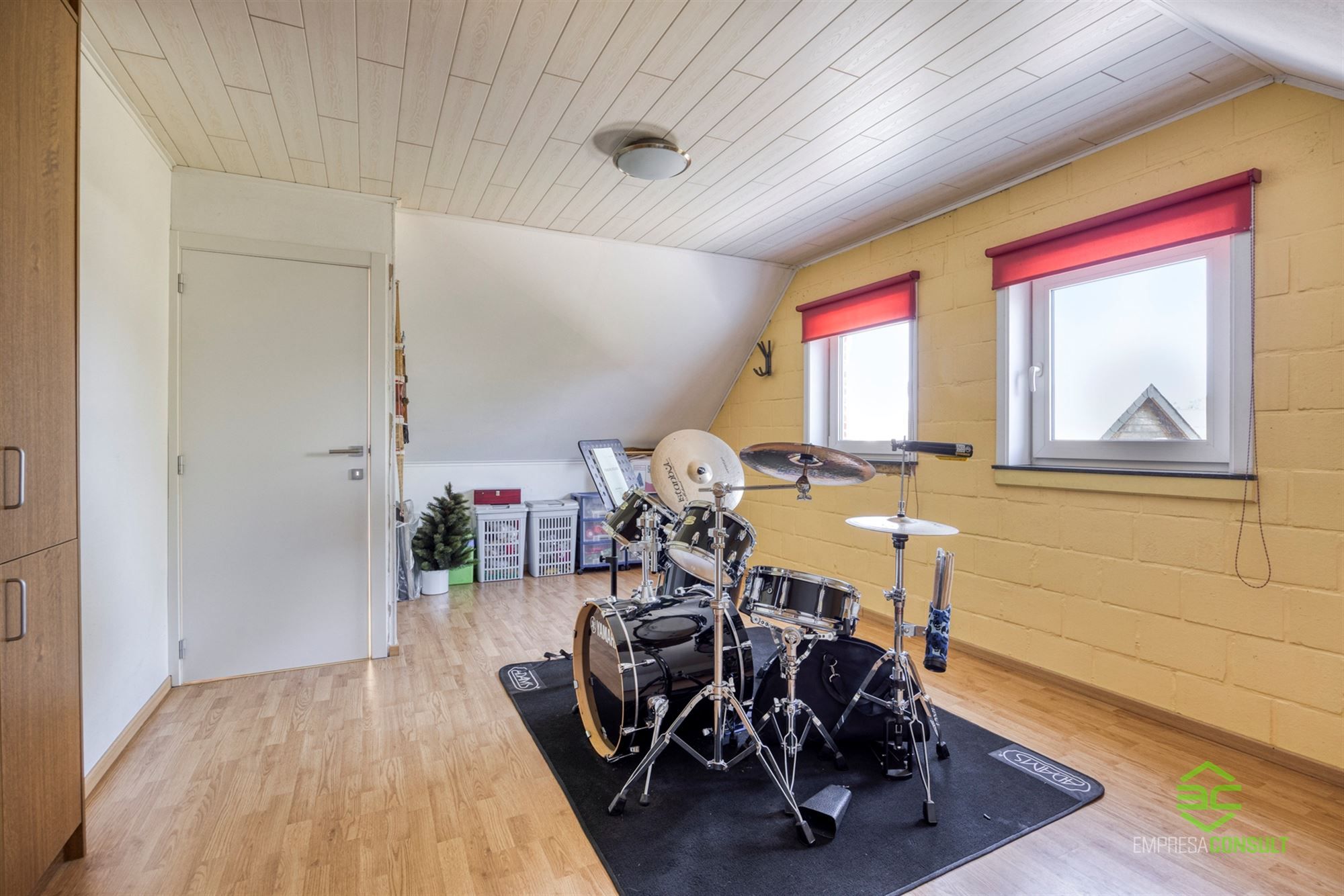 Instapklare woning met aparte garage en werkplaats van 150m² in Schulen! foto 34