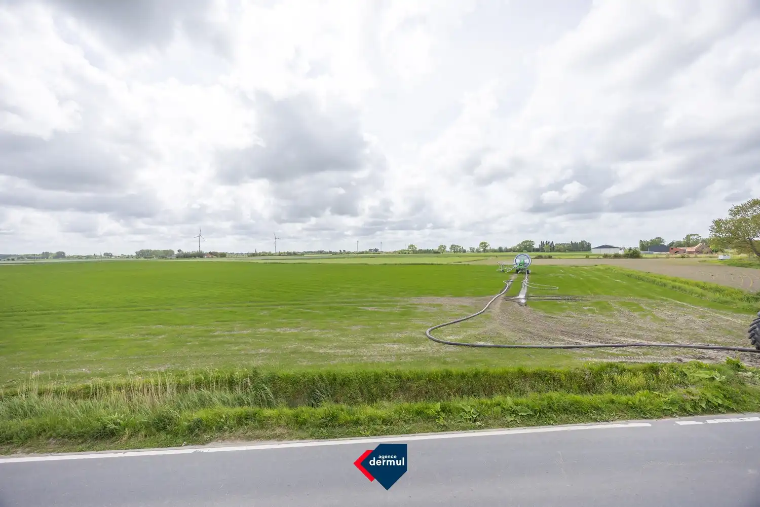 LANDELIJKE HALFOPEN BEBOUWING MET OPEN ZICHT foto 3