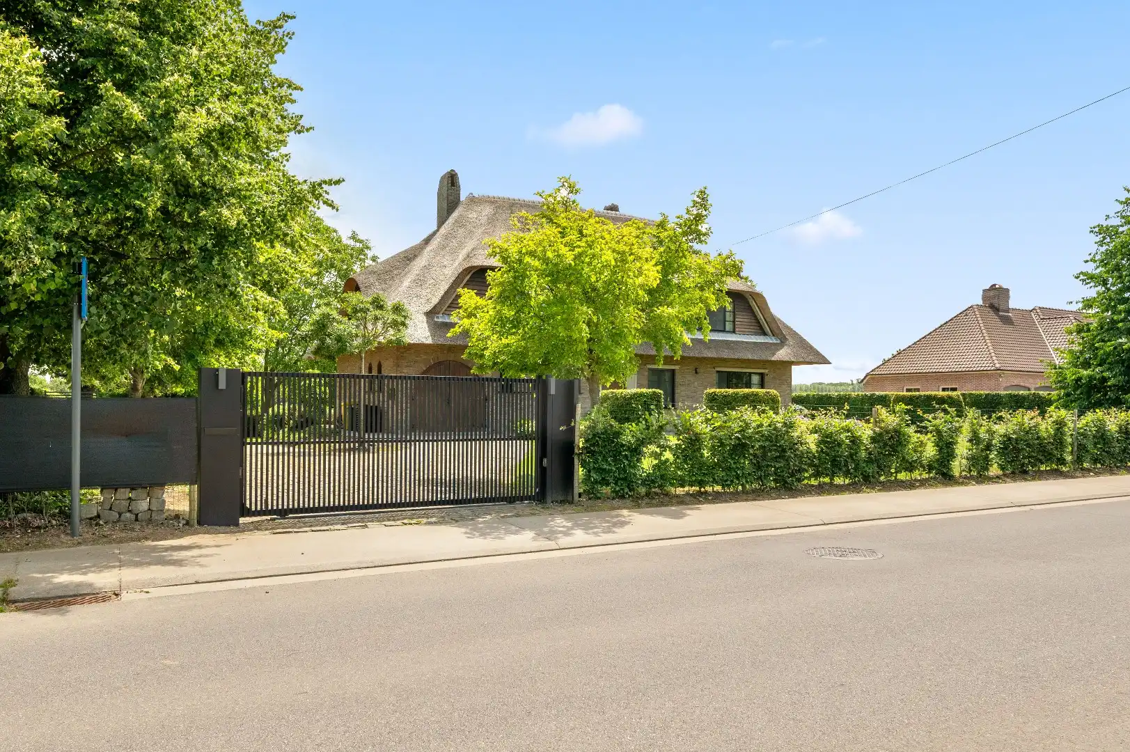 Uitzonderlijke klassevolle villa met 4 slpks en prachtige tuin foto 2