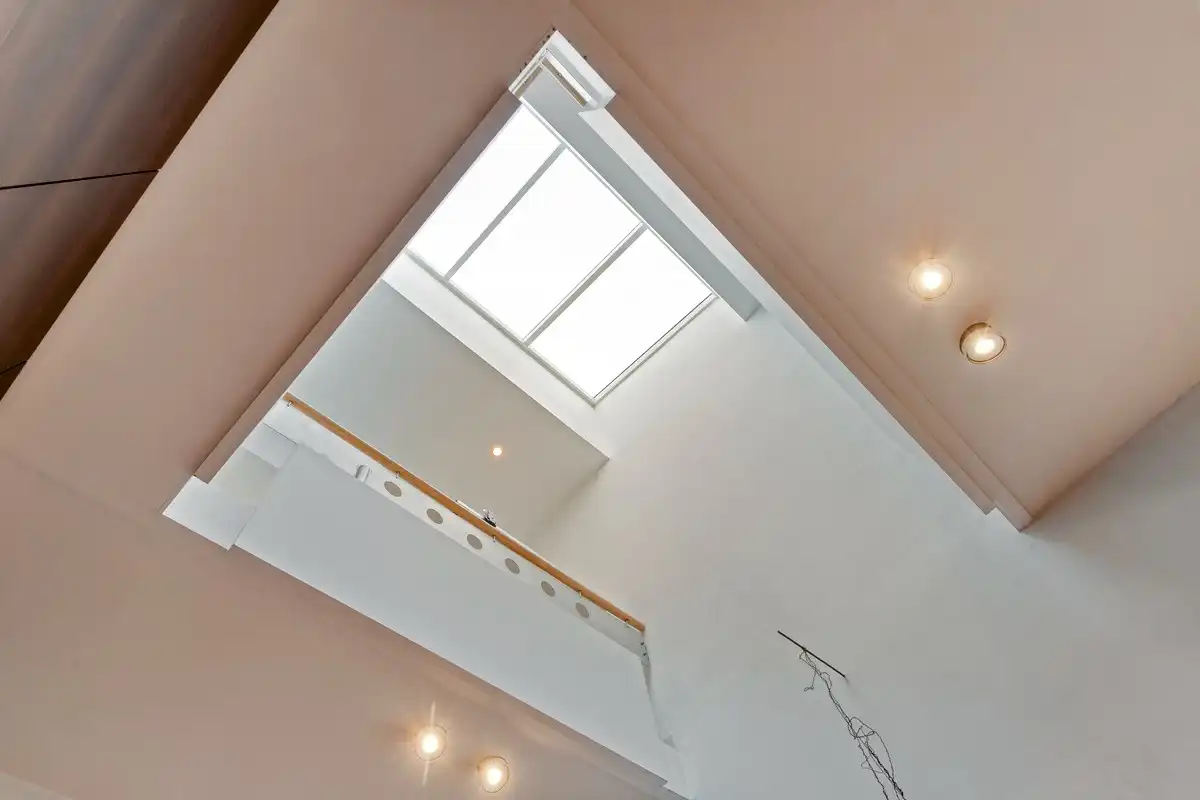 Woon-werkpand met uitzonderlijke garage (±90 m²) nabij centrum Gent foto 9