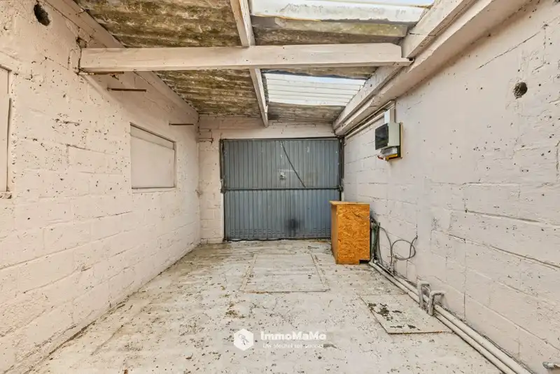 TOTAALRENOVATIE MET VEEL POTENTIEEL TE KOOP IN LOCHRISTI foto 18