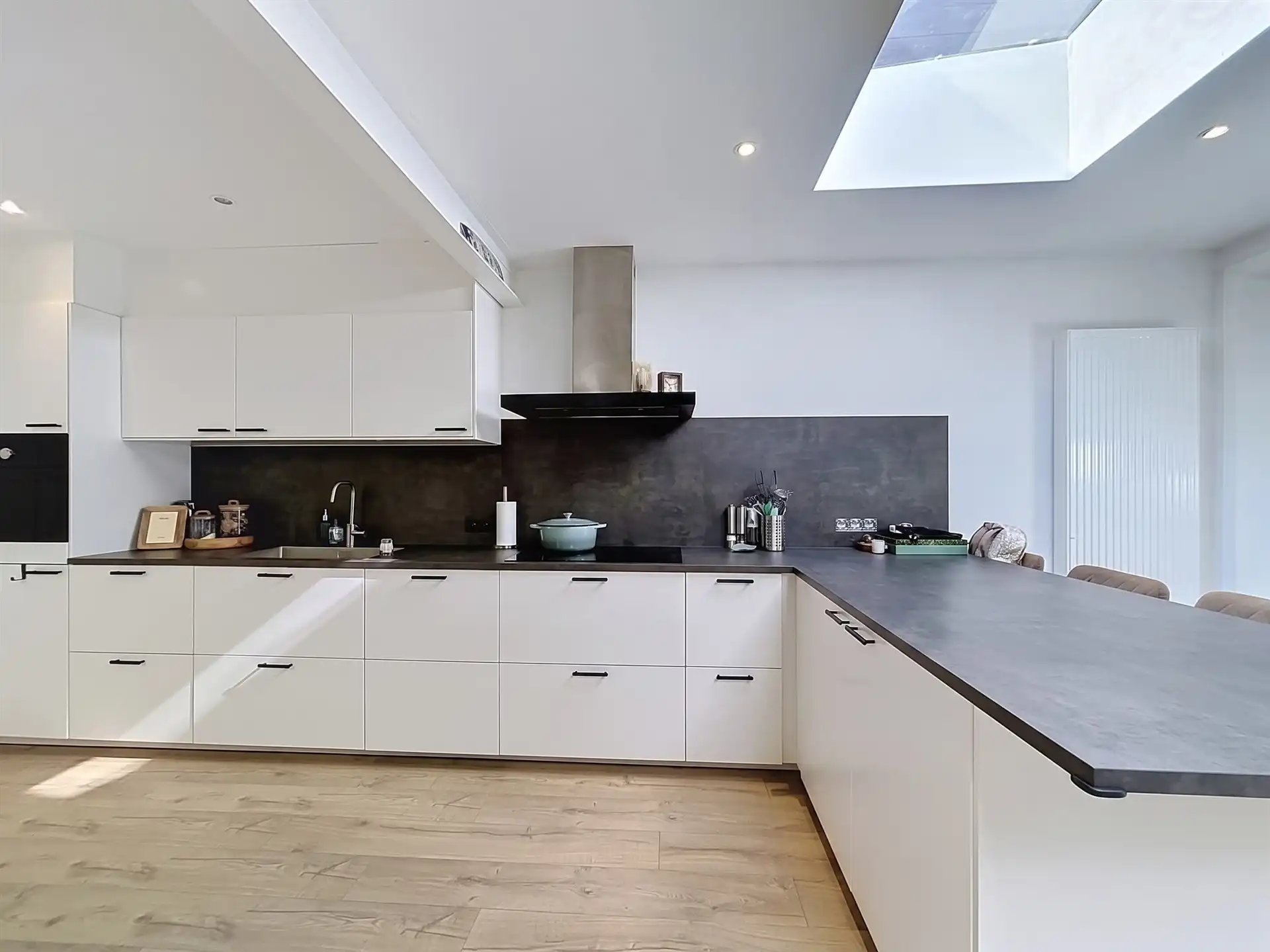Prachtige gezinswoning met garage  op perceel van 240m²! foto 6