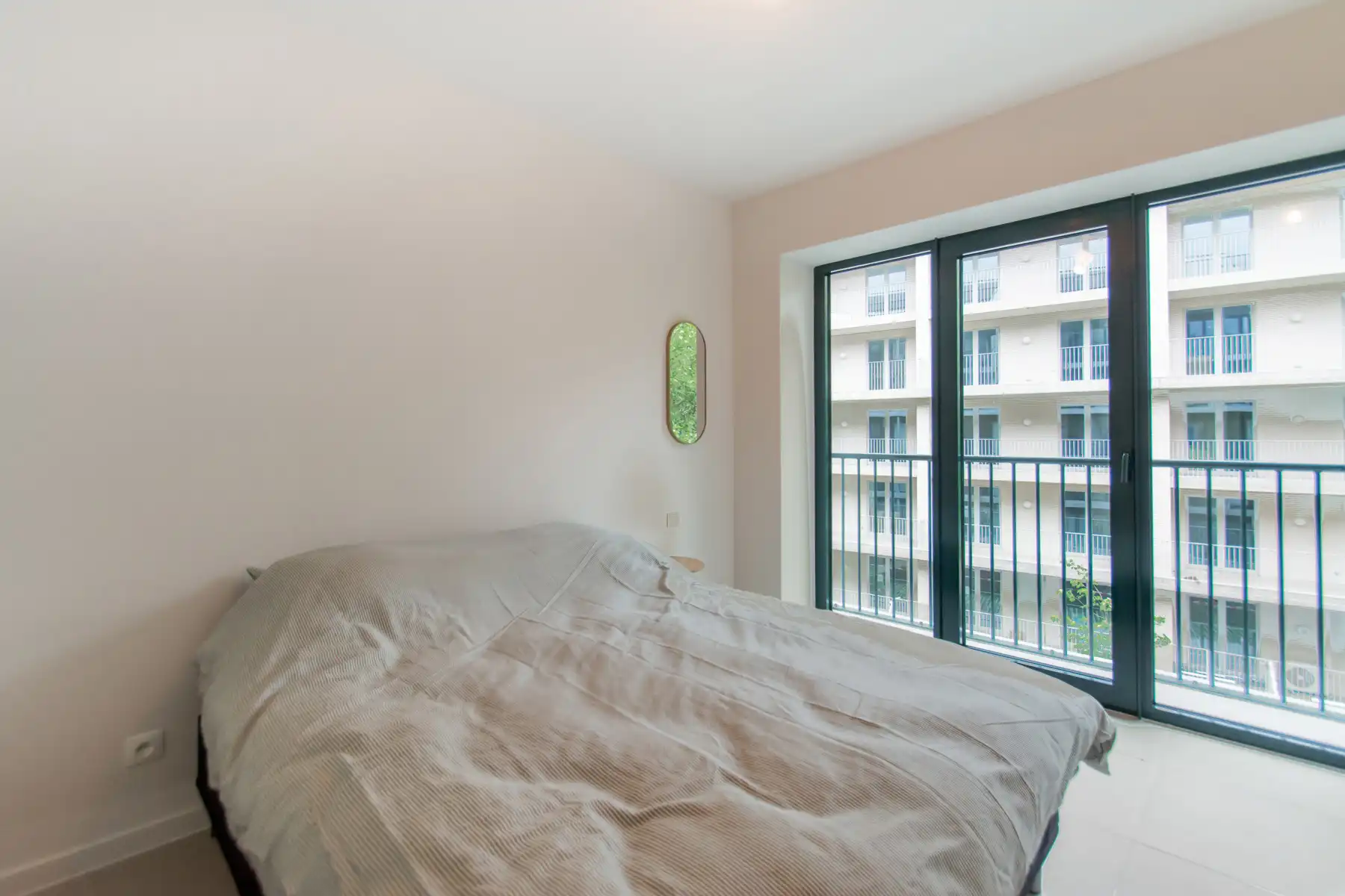 Lichtrijk gemeubeld nieuwbouwappartement met 2k en terras foto 10