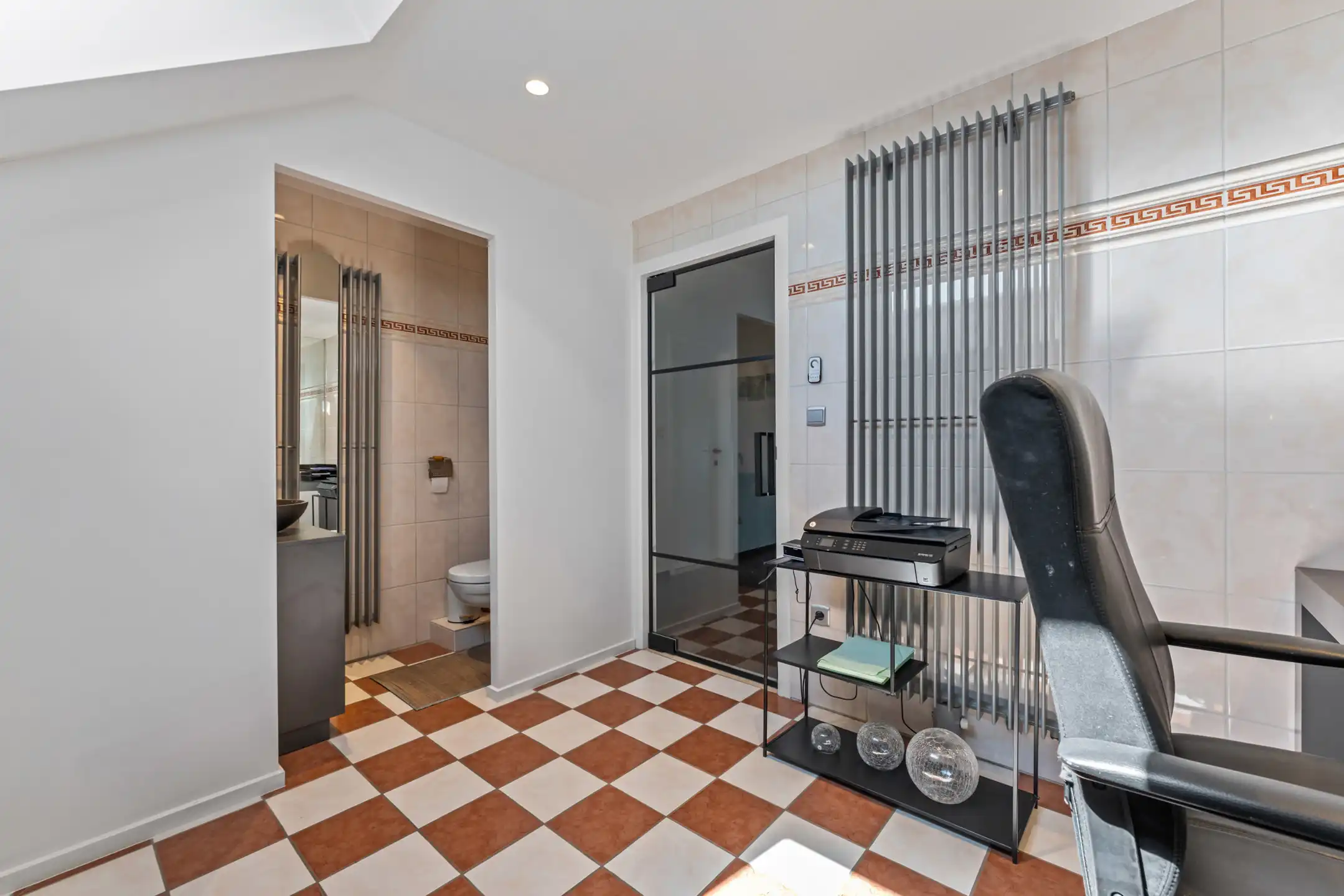 Vrijstaande woning met kapsalon/bureel op 13a47ca foto 21