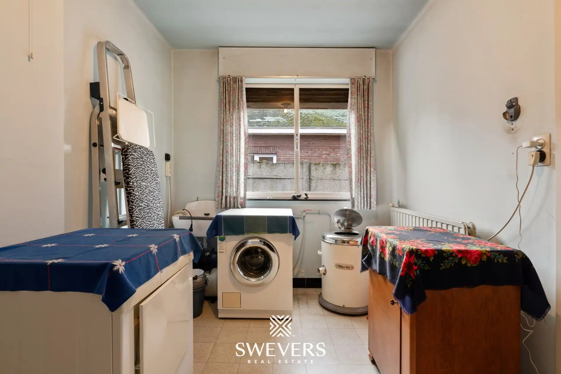 Woning met uitzonderlijk renovatiepotentieel op ruim en groen perceel nabij Zonhoven centrum foto 16