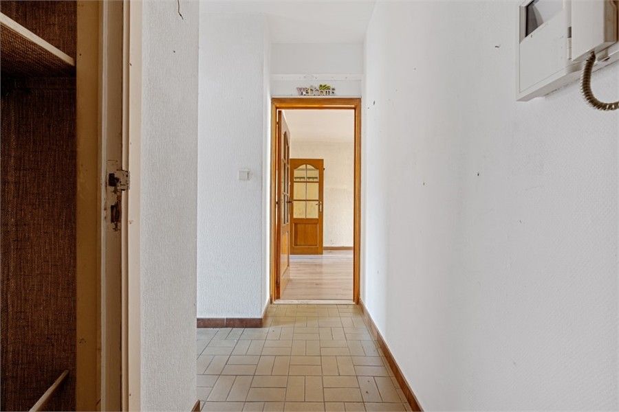OP TE FRISSEN APPARTEMENT IN HET CENTRUM VAN SINT-TRUIDEN foto 5
