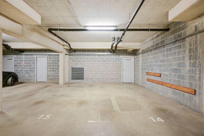 Exclusief luxe appartement van 229 m² in een prachtig parkdomein foto 31