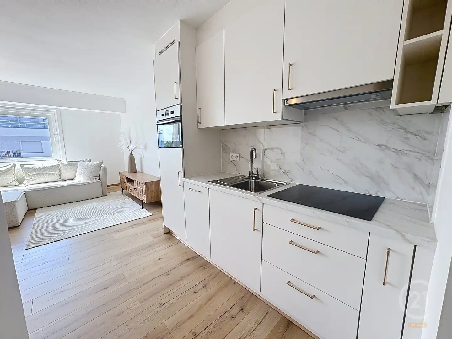 Instapklaar gerenoveerd appartement met 1 slaapkamer in hartje Westende-Bad foto 6