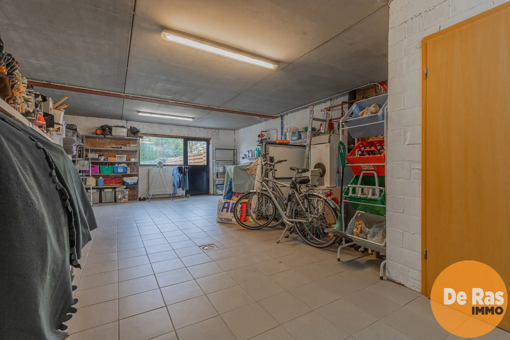 DENDERHOUTEM - Bel - etage met 3 slpk, tuin en ruime garage foto 5