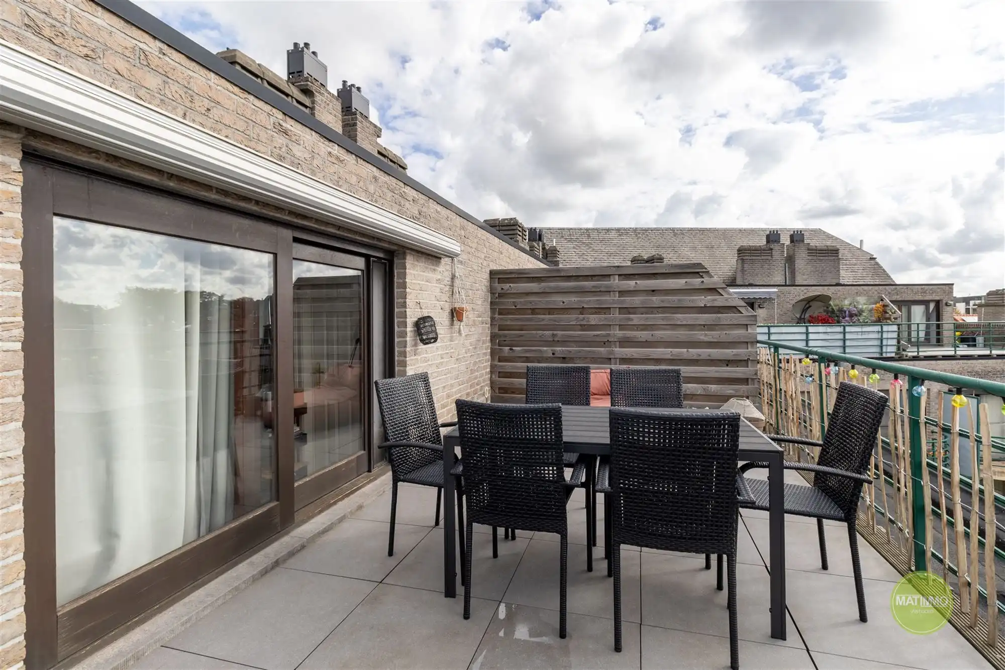 Duplex app met 1 slaapkamer, terras, lift én garage te Mol foto 2