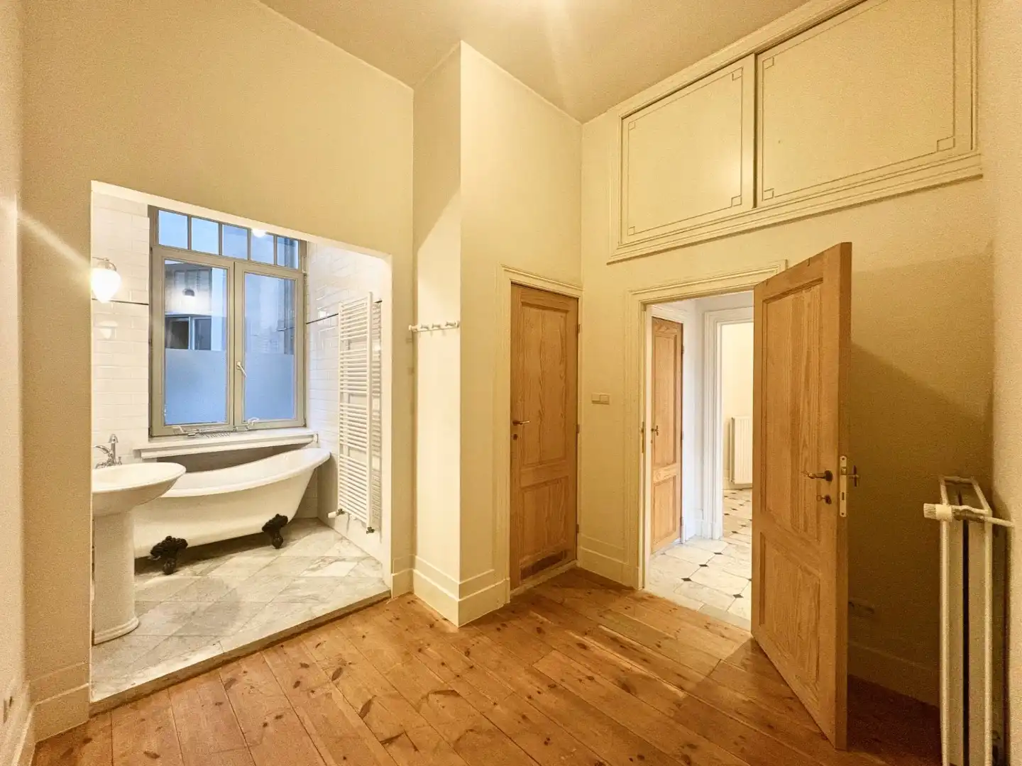 Comfortabel 2-slaapkamerappartement met 2 badkamers foto 8