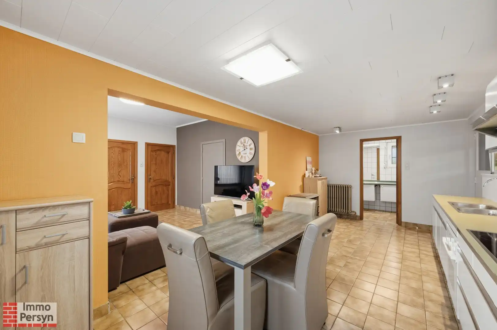 Woning met loods en aangrenzende bouwgrond te koop. 27 are foto 10