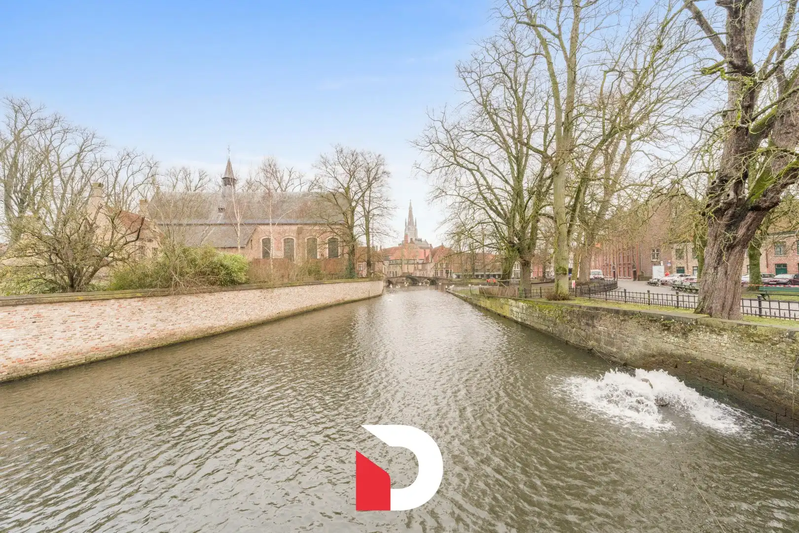 Statige burgerwoning met 4 slk op het exclusieve Wijngaardplein tussen het Minnewater en Begijnhof foto 25
