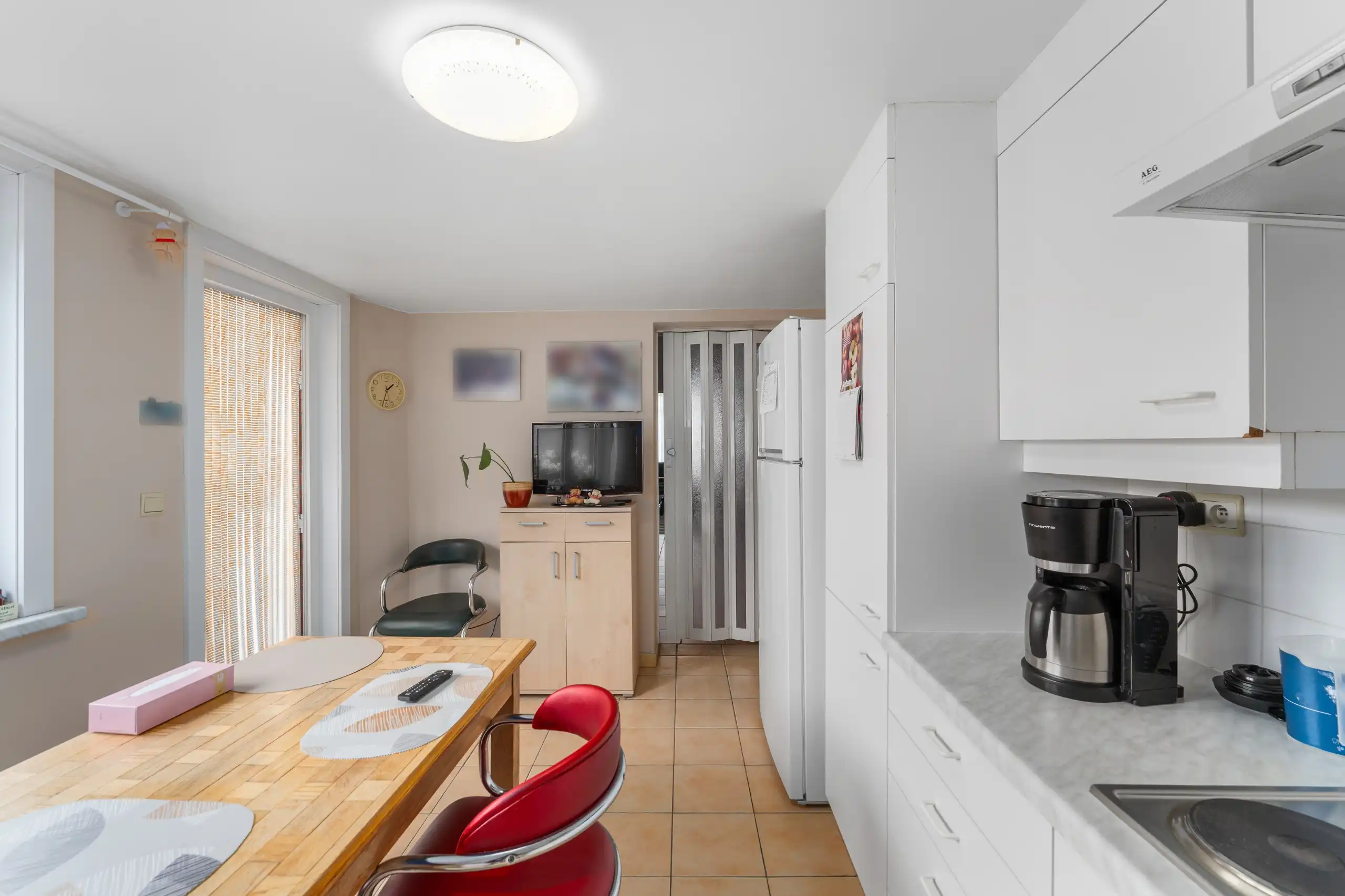 Karaktervolle woning met 3 slaapkamers in het centrum van Deerlijk foto 9