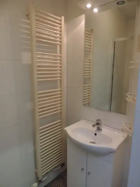 Knap handelspand met woonst in het centrum  foto 11