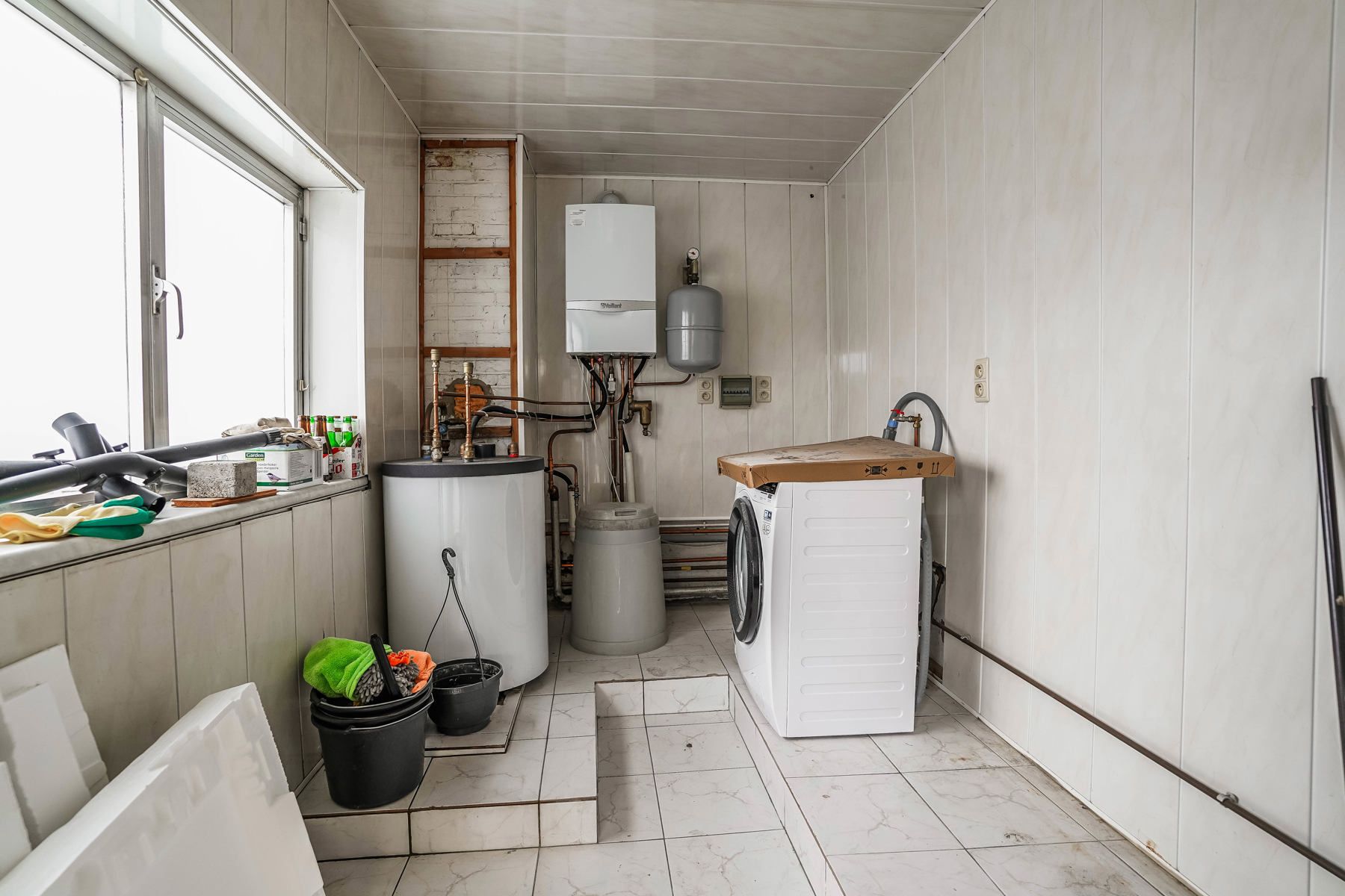 Vrijstaande woning mét magazijn (415m²) op een perceel van 2277m² te Bornem foto 24