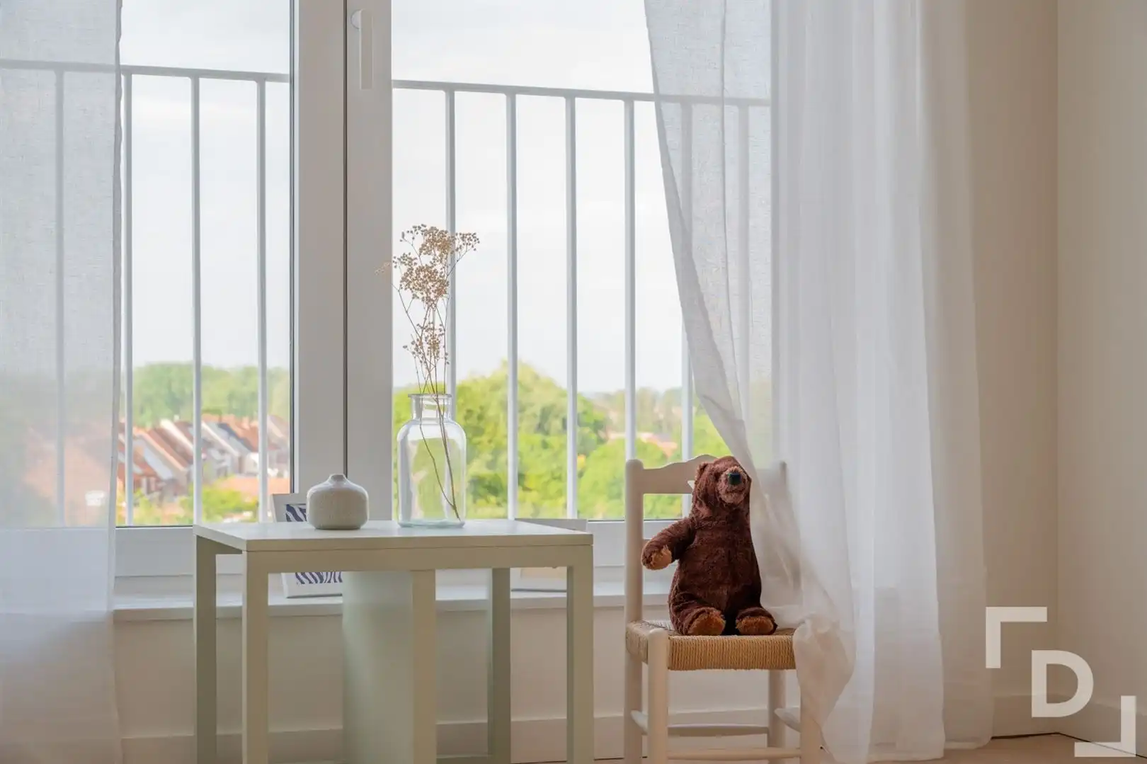 Nieuwbouwappartement met carport te huur te Ieper foto 16