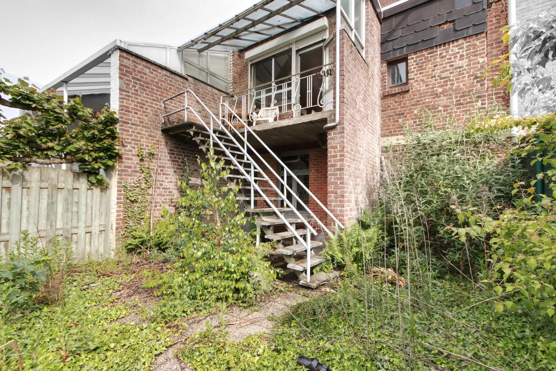 HERENHUIS - 3 tot 4 SLK - TUIN - TERRASSEN - TE RENOVEREN foto 7