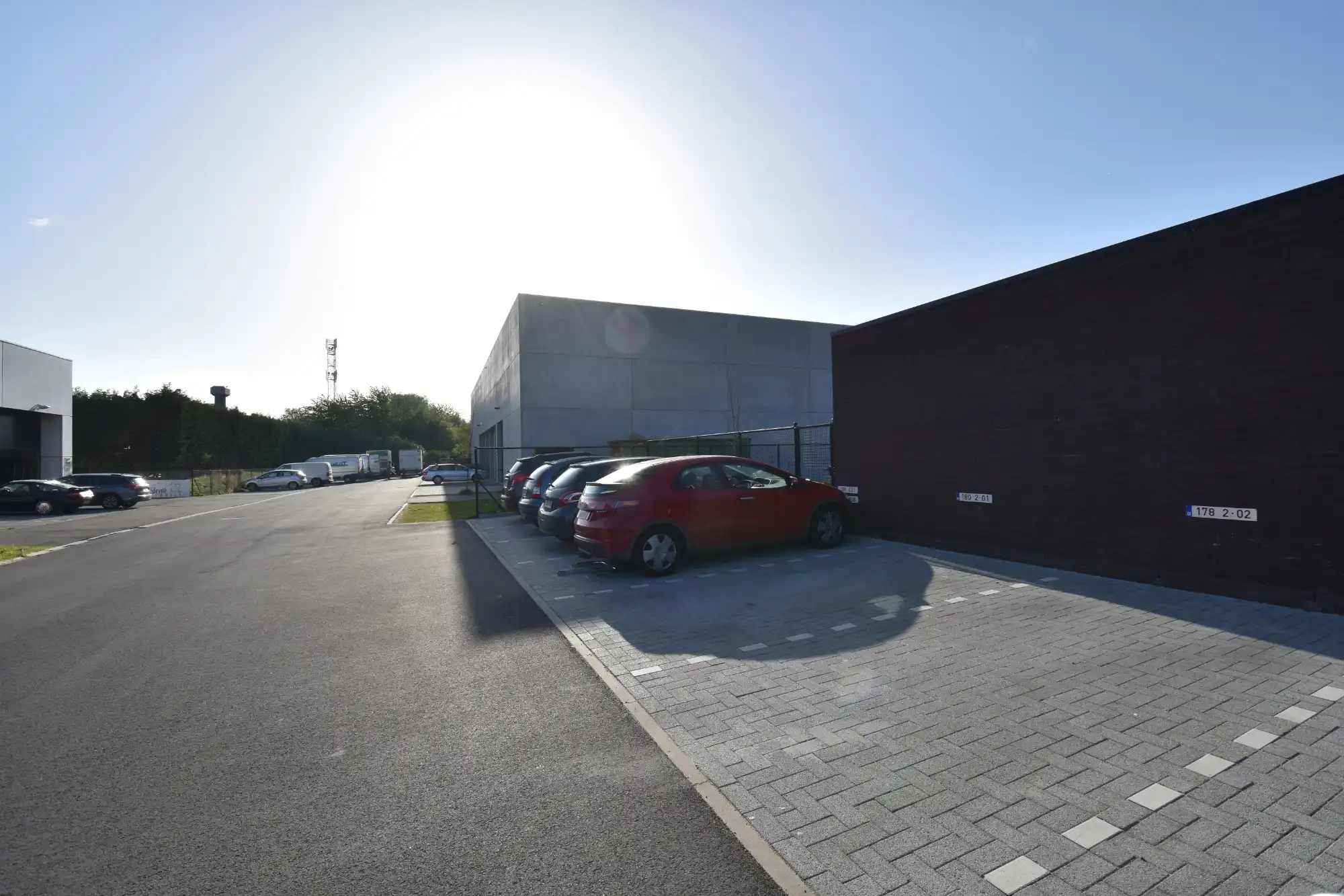 BEZOEKMOMENT WOENSDAG 15/04 VAN 16U30 TOT 18U | RECENT 2 SLPK APPARTEMENT MET TERRAS, LIFT EN INCLUSIEF AUTOSTAANPLAATS foto 13