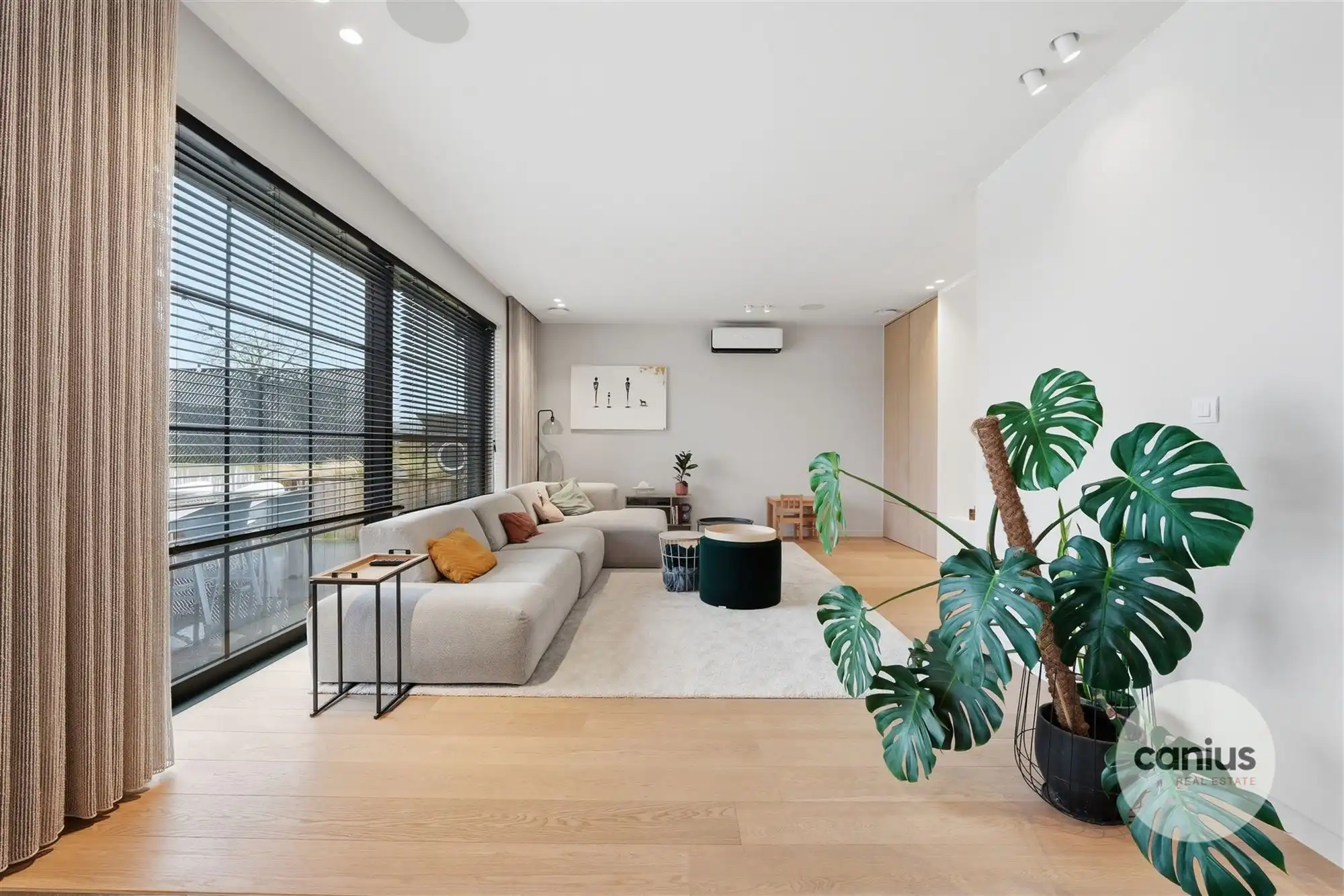 UITZONDERLIJKE WONING MET ZWEMBAD – MOGELIJKHEID ZELFSTANDIG BEROEP foto 6