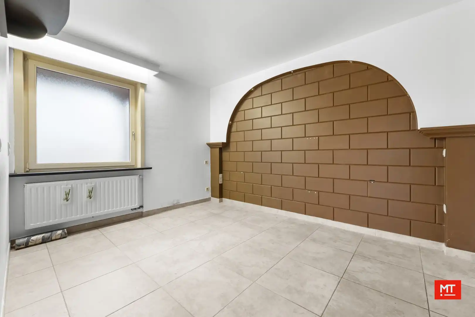 Magazijn (130 m²) en bureelruimte te koop in Dadizele foto 13