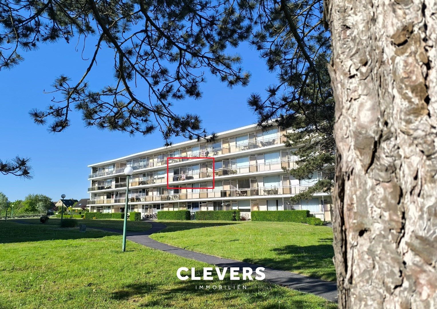 Knus vakantie appartement met fijn terras foto {{pictureIndex}}