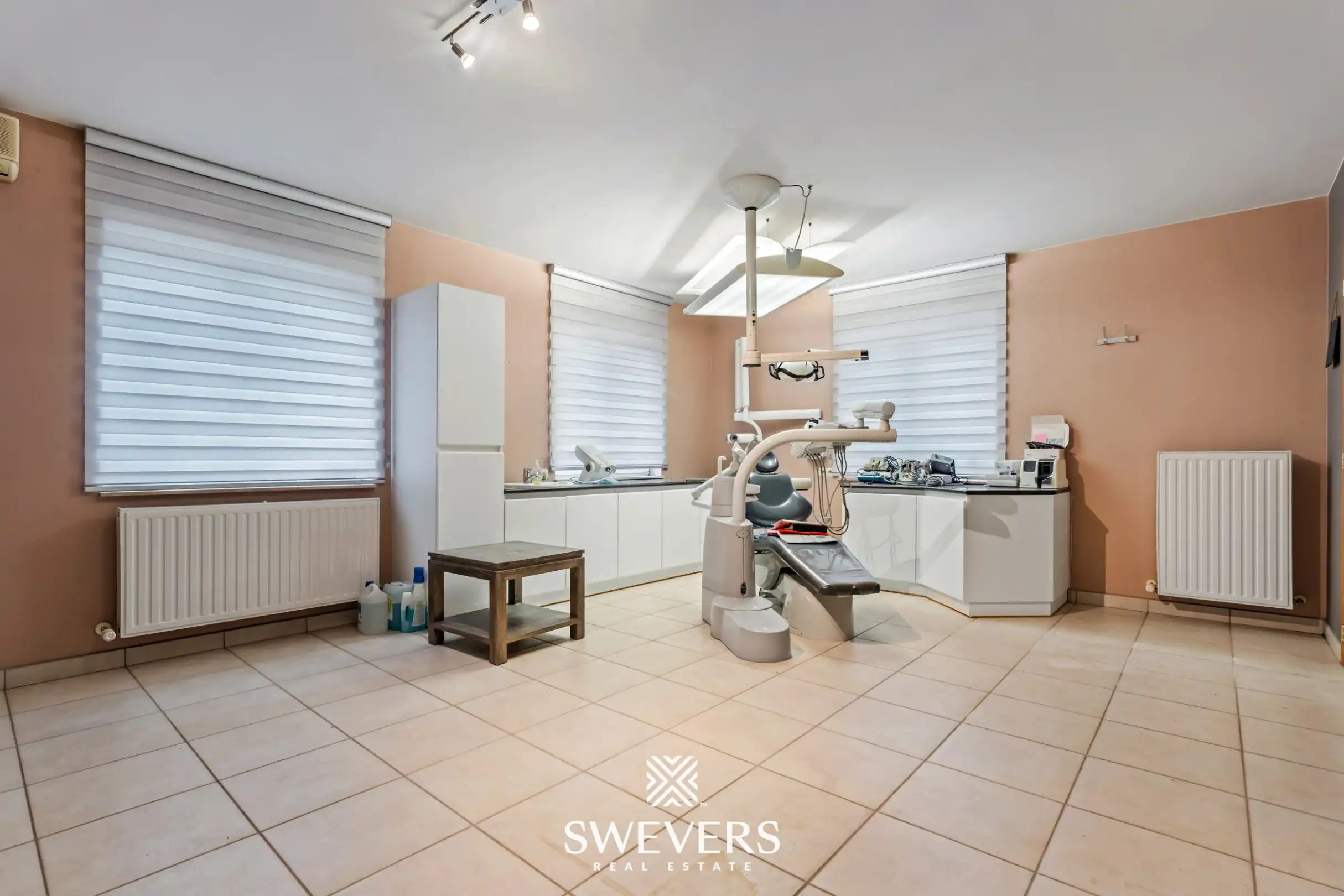 Ruime open bebouwing met praktijkruimte op 11a40ca in het hart van Paal foto 13