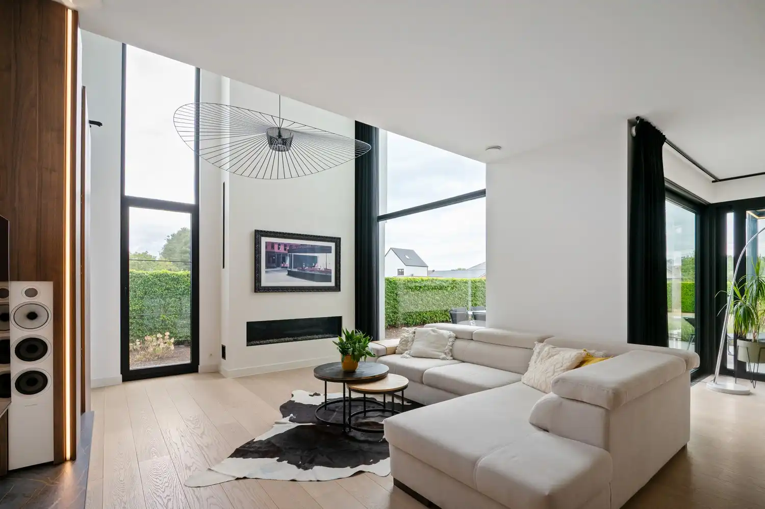 Hoogwaardig afgewerkte villa te Begijnendijk foto {{pictureIndex}}