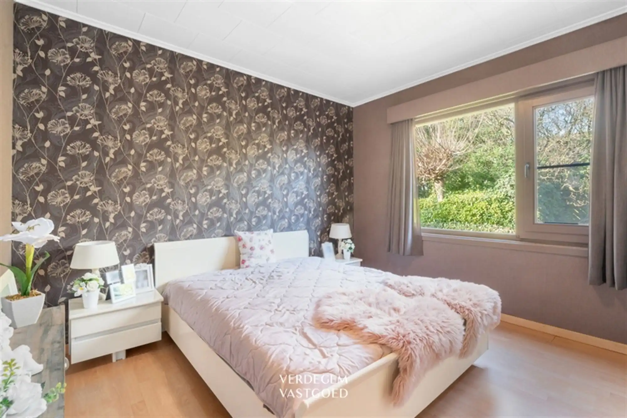 Bungalow met 3 slaapkamers, garage en zonnige tuin in kindvriendelijke woonwijk foto 11