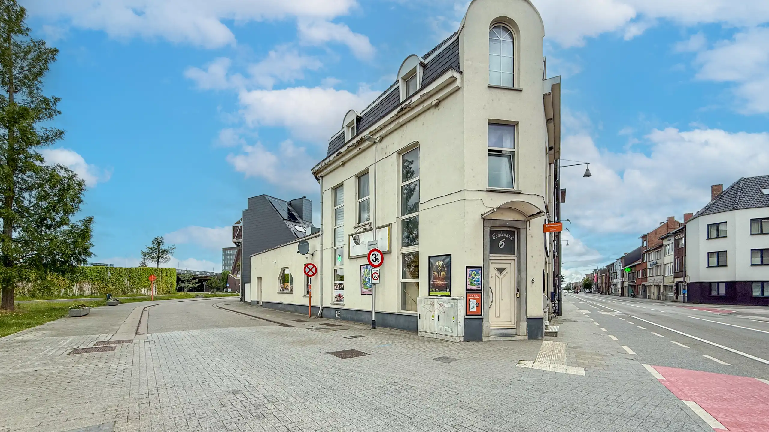 Topinvestering op toplocatie handelspand+dublexappartement! foto 14