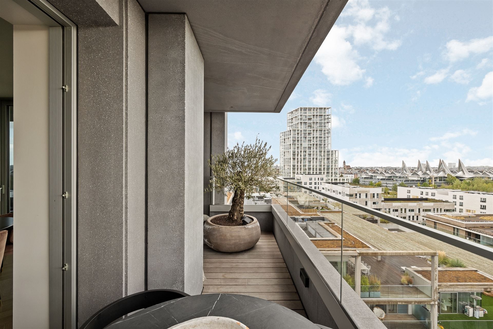 Exclusief Appartement met Panoramisch Zicht op Nieuw Zuid foto 15