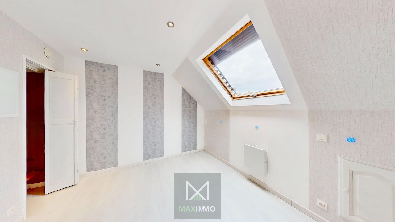 Gerenoveerde woning met 3 slaapkamers en stadstuin foto 13