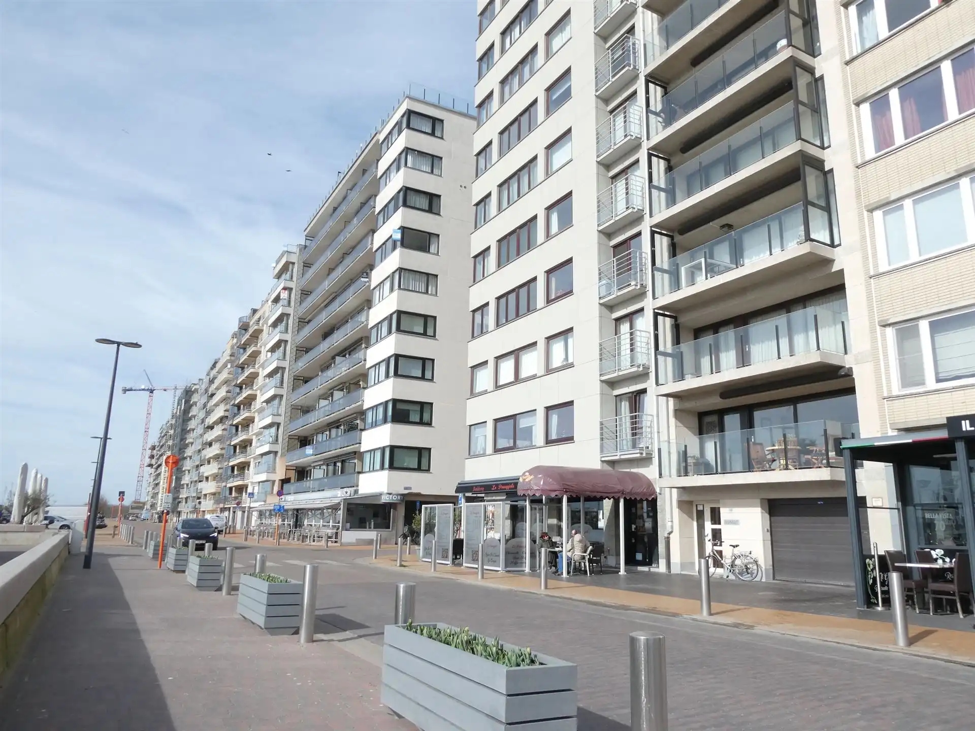 Parkeerplaats foto {{pictureIndex}}