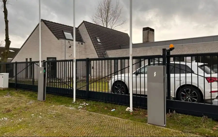 Nijverheidspark 3, 3580 Beringen foto {{pictureIndex}}