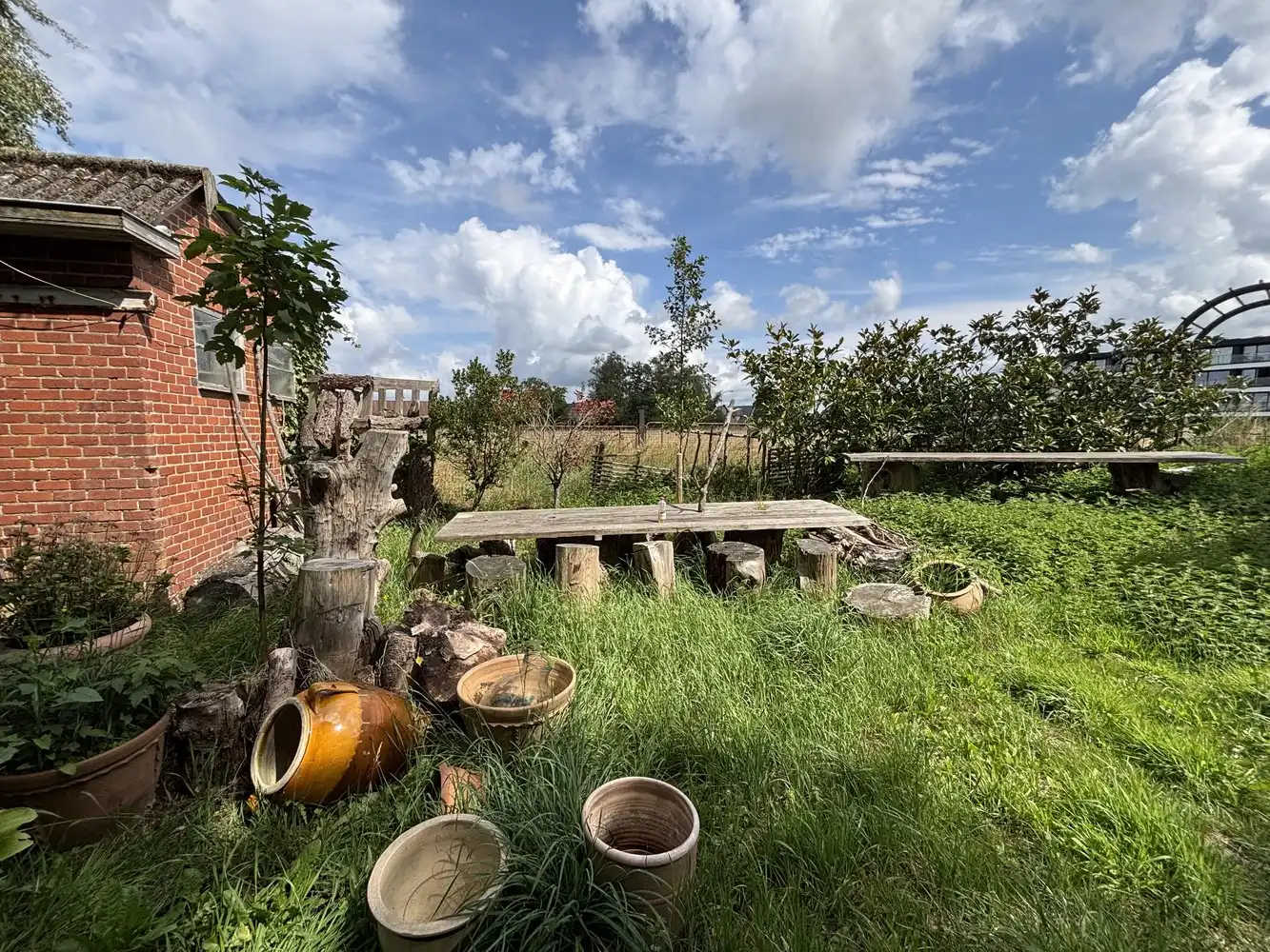 Woning-bijgebouw met tuin te Zwevezele foto 9