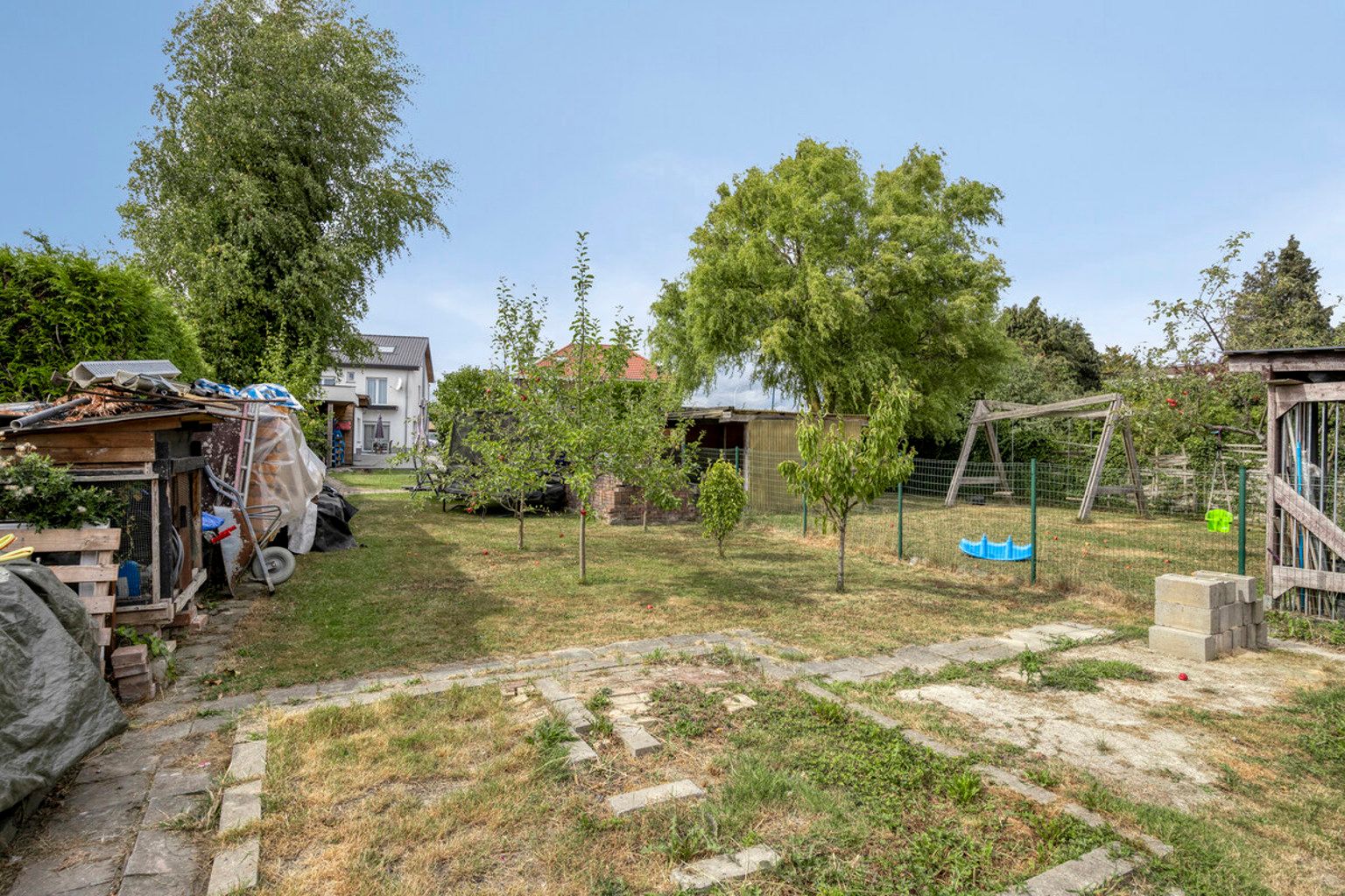 Ruime en gerenoveerde 3-gevelwoning met 4 slaapkamers foto 27