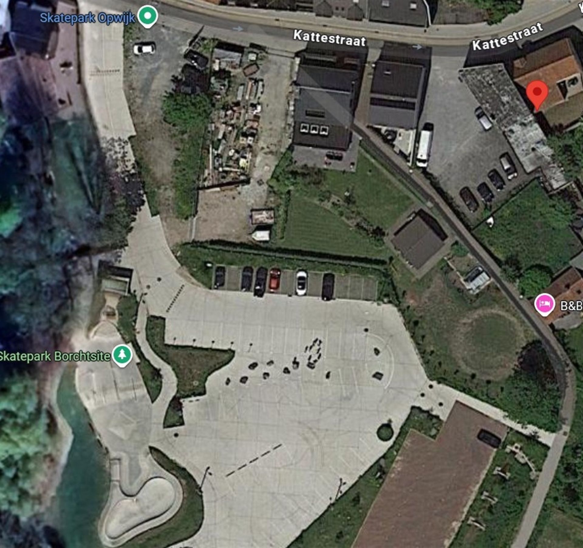 Nieuwbouw handelsruimte op commerciële liggen in het centrum! foto 16