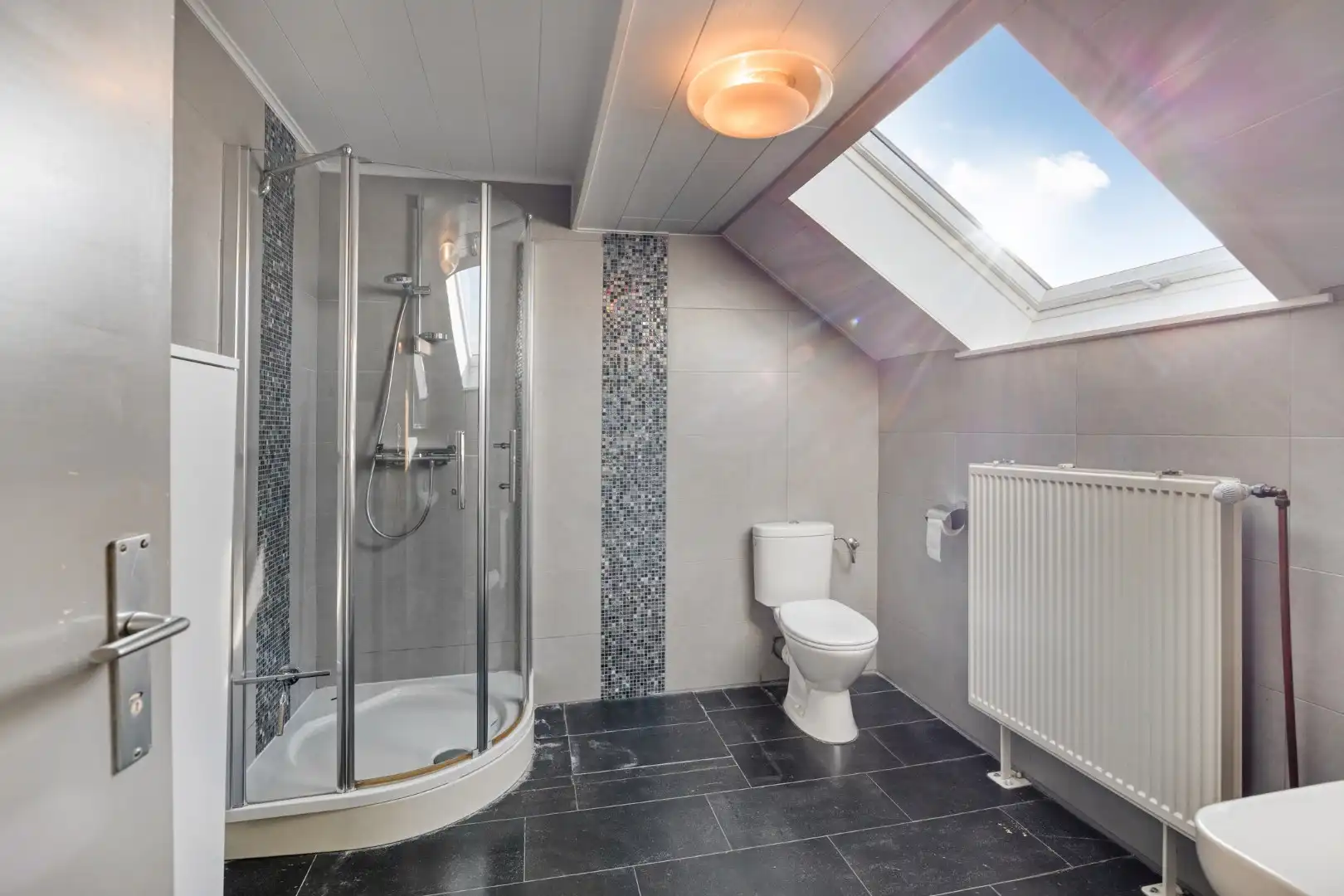 Halfopen bebouwing met 3 slaapkamers, tuin en garage in Kessel-Lo – EPC 348 kWh/m² - bewoonbare opp. 157 m² foto 15