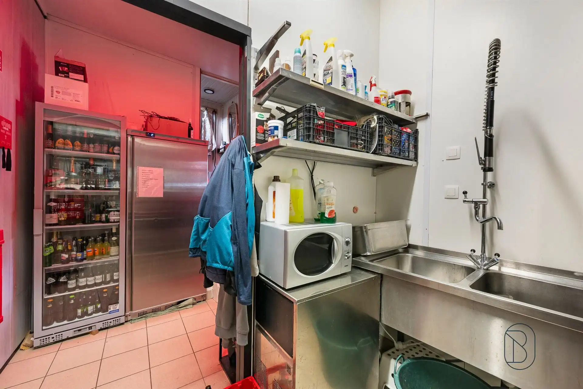 Ideale charmante horecazaak met woonst!  foto 15